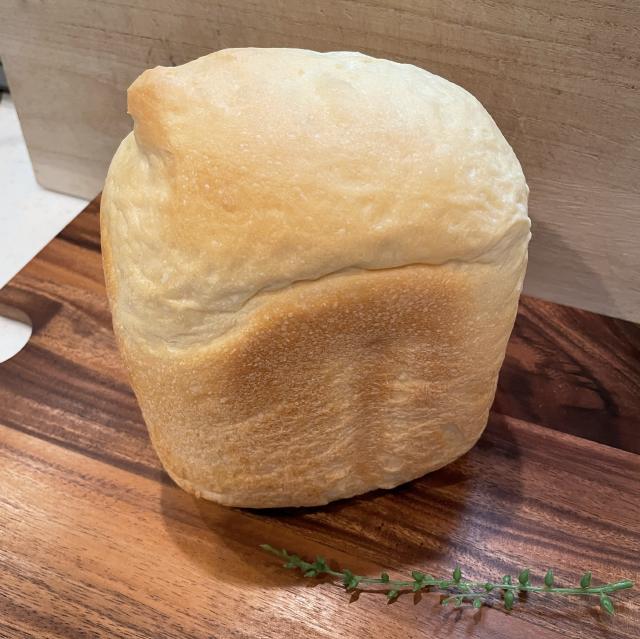 HBで作る驚きの白さのヨーグルトの食パン2