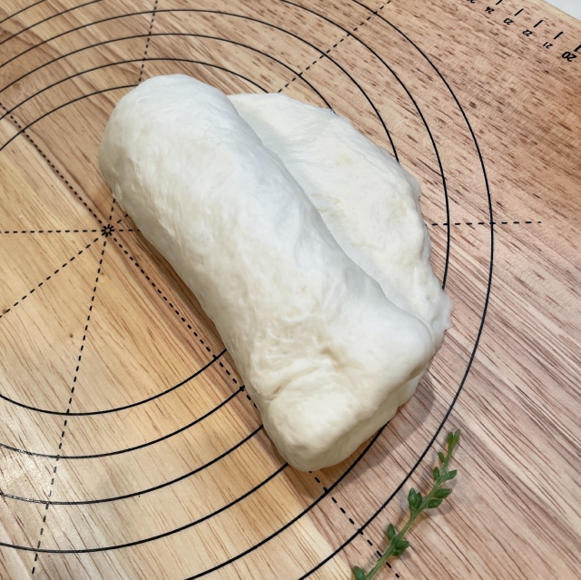 食パン型を使ったすべての食パンの基本レシピになる山型食パン4