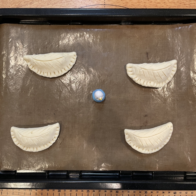 冷凍パイシートで作るマリトッツォ風ショソン・オ・ポムの作り方11