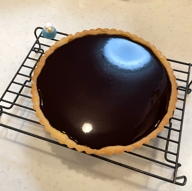 チョコガナッシュで作る漆黒に輝く鏡面仕上げの濃厚チョコレートタルト14