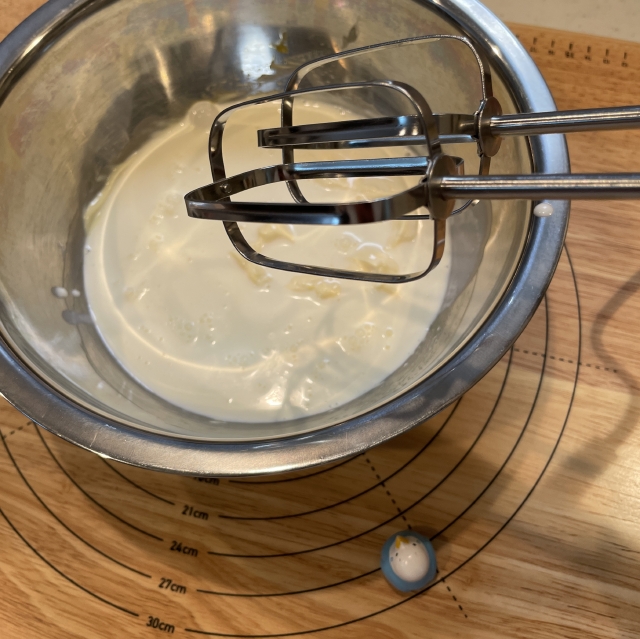 マスカルポーネを使って作る濃厚なクリームのバナナのティラミスケーキ7