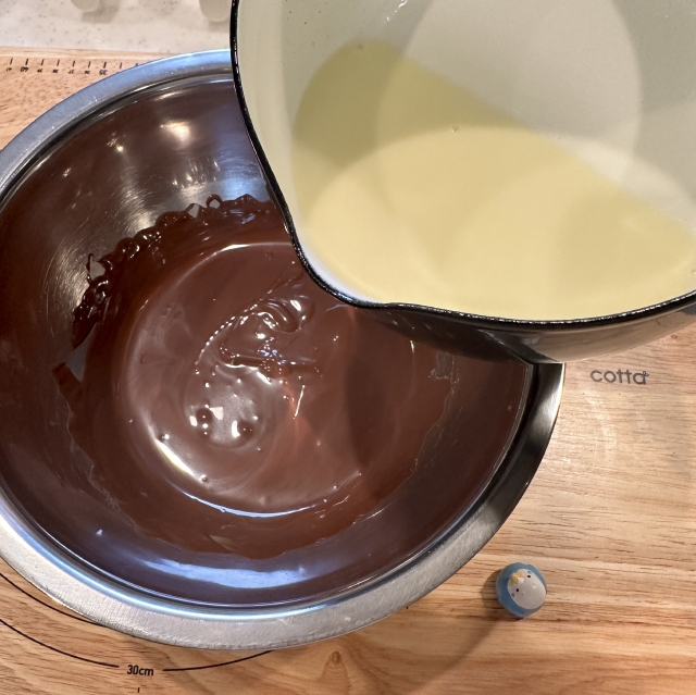 水あめ使ってかっちり固める黄金比率のミルクチョコガナッシュ5