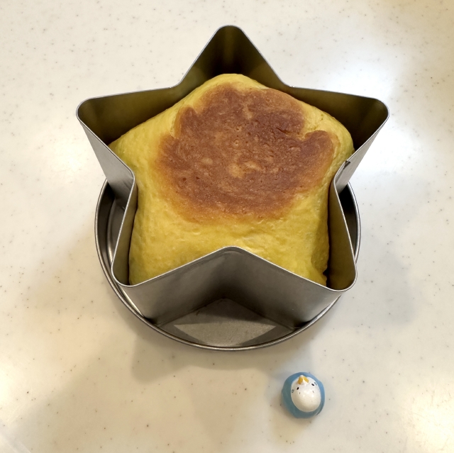 貝印さんの星型食パン型で作る、子供が喜ぶマリオのスーパースター食パン11