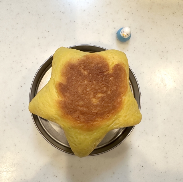 貝印さんの星型食パン型で作る、子供が喜ぶマリオのスーパースター食パン12