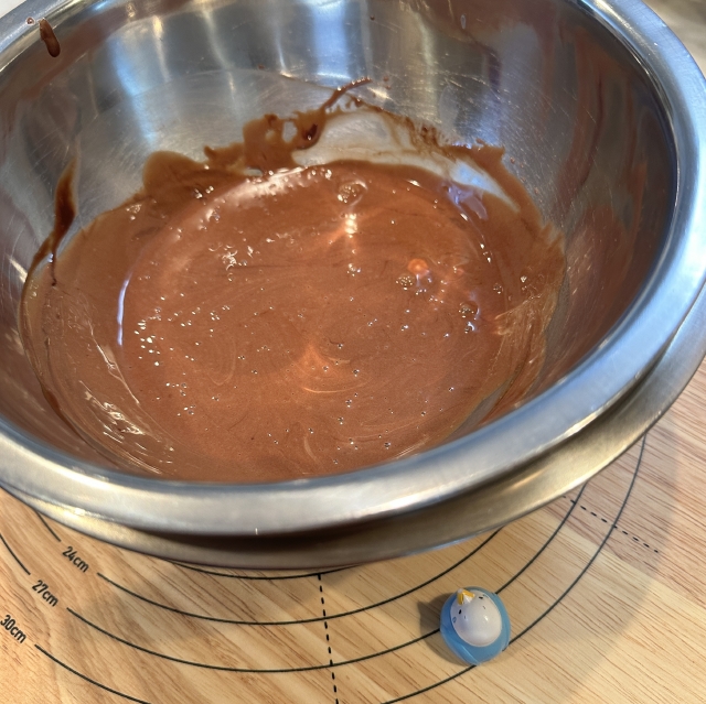 冬のお菓子作りに大活躍する、ミルクチョコレートで作るチョコムース10