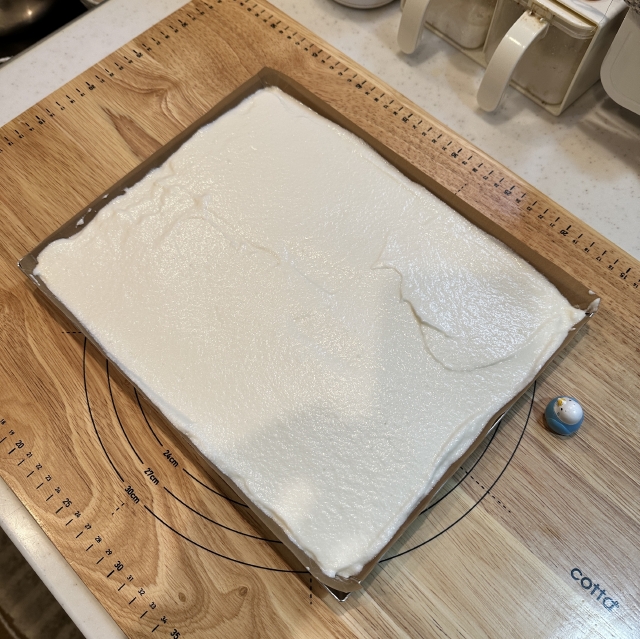 ロールケーキ天板で作る真っ白なスポンジケーキの作り方13