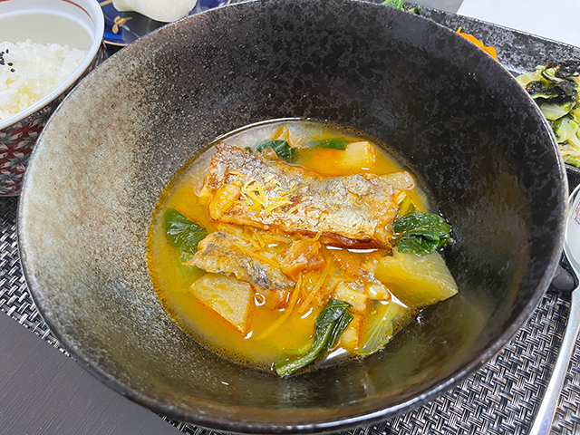 肉厚で旨味たっぷりのタチウオで楽しむ韓国風チゲスープ2