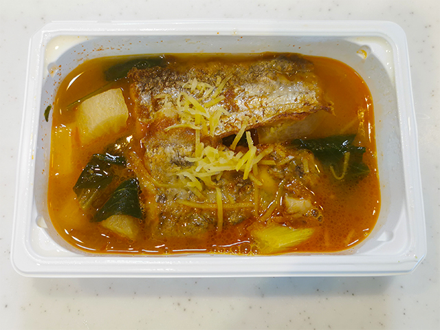 肉厚で旨味たっぷりのタチウオで楽しむ韓国風チゲスープ4